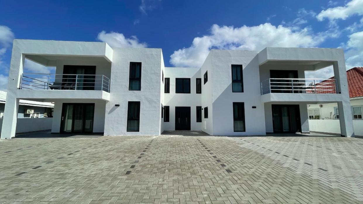 Whitehouse Boulevard, Close To Mambo Beach And City Centre Daire Willemstad Dış mekan fotoğraf