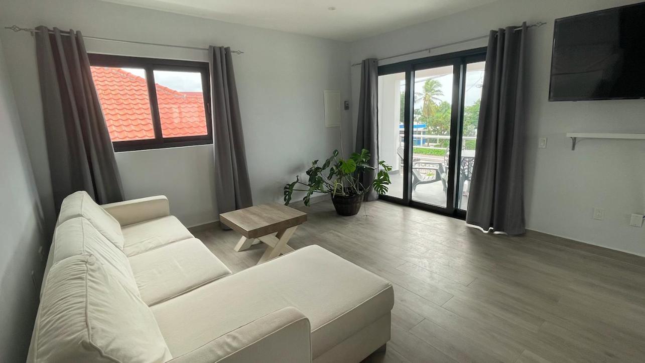 Whitehouse Boulevard, Close To Mambo Beach And City Centre Daire Willemstad Dış mekan fotoğraf